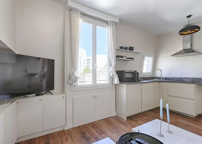 Daumesnil Nation Charming Lovely Paris